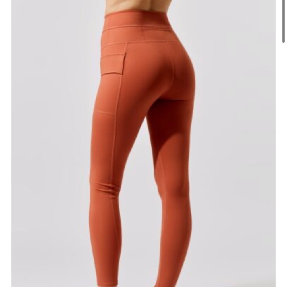 High waisted cargo leggings